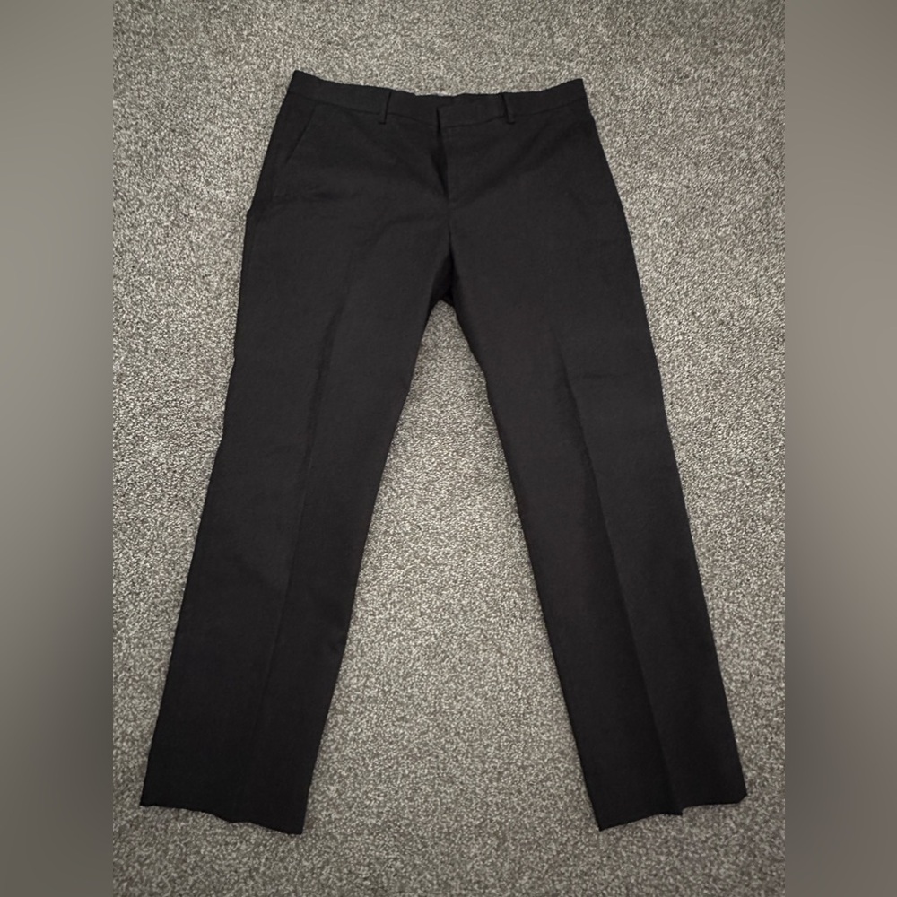 Men’s black dress pants